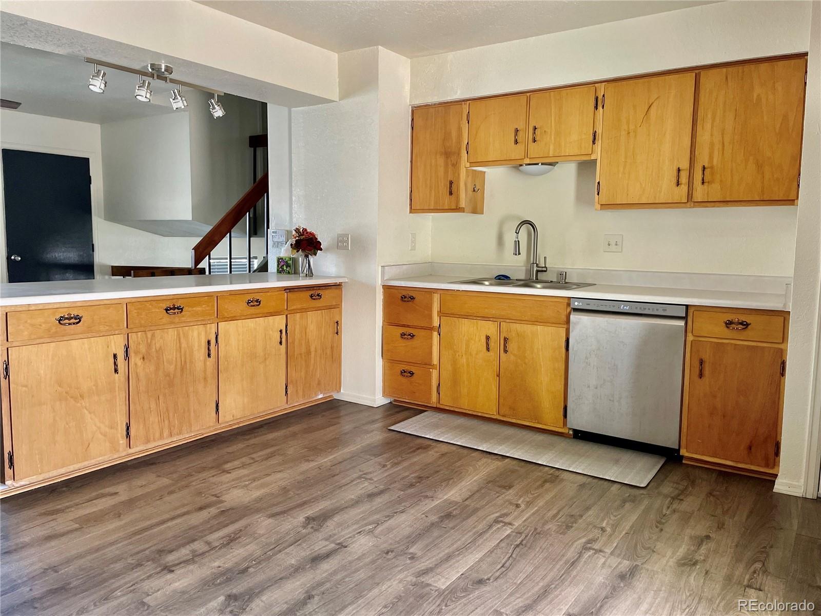 MLS Image #3 for 502  phay avenue,canon city, Colorado