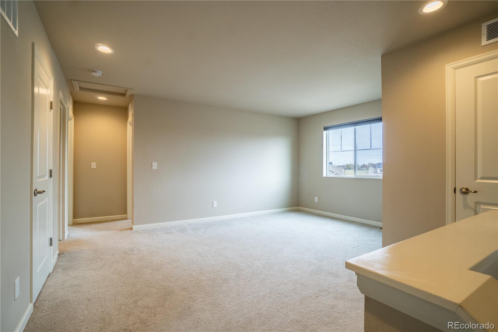 MLS Image #12 for 643  ranchhand drive,berthoud, Colorado