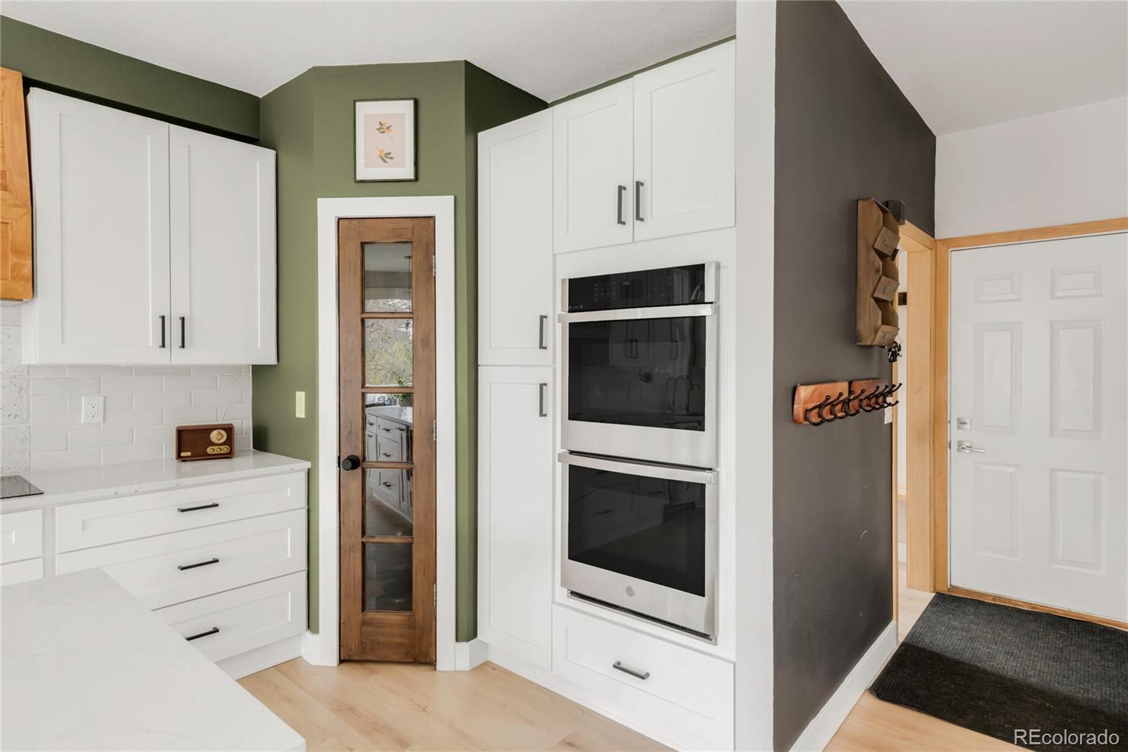 MLS Image #12 for 5962 s sheridan way,littleton, Colorado