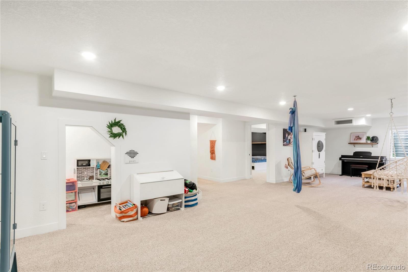 MLS Image #36 for 5962 s sheridan way,littleton, Colorado