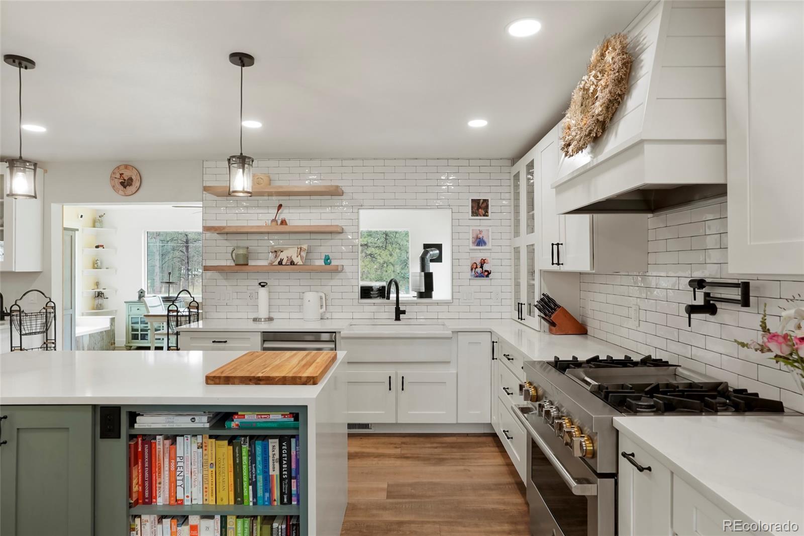 MLS Image #9 for 37625  pheasant run,elizabeth, Colorado