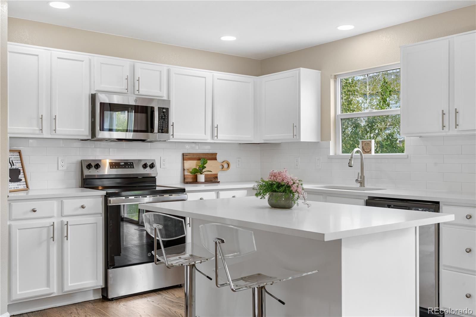 MLS Image #10 for 10158  granby street,commerce city, Colorado