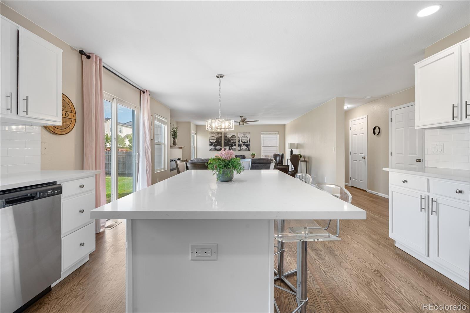 MLS Image #11 for 10158  granby street,commerce city, Colorado