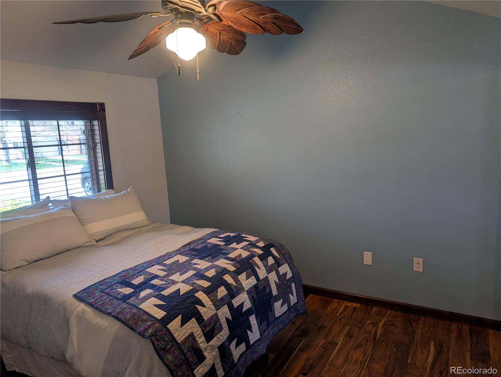 MLS Image #9 for 3044 s bellaire street,denver, Colorado