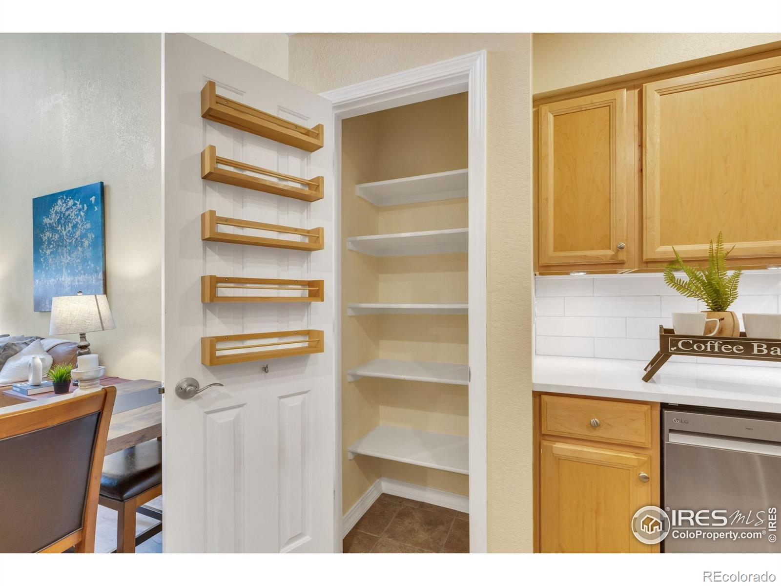 MLS Image #11 for 805  summer hawk drive,longmont, Colorado