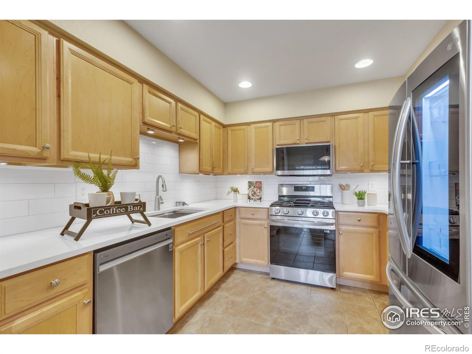 MLS Image #7 for 805  summer hawk drive,longmont, Colorado