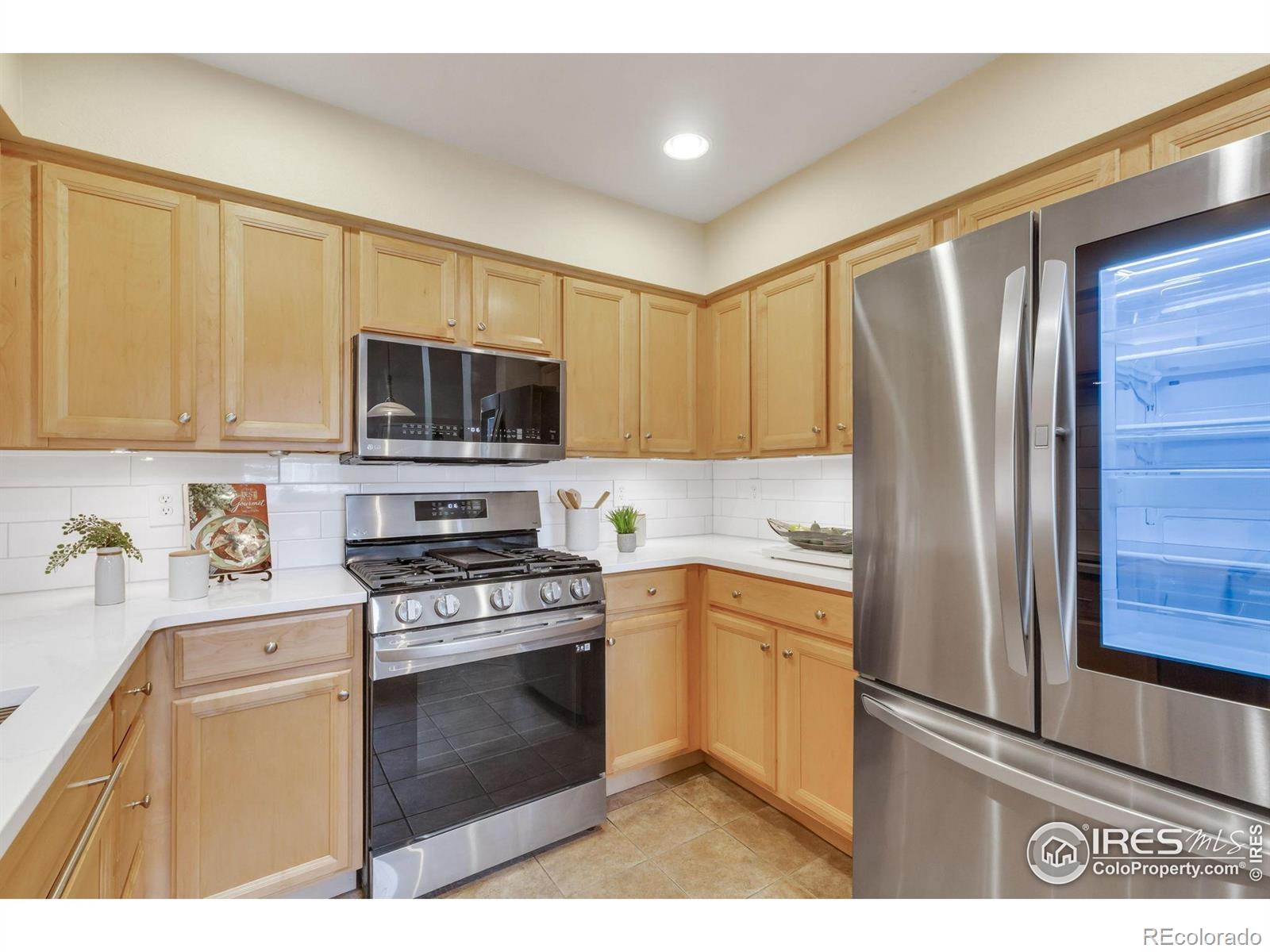 MLS Image #8 for 805  summer hawk drive,longmont, Colorado