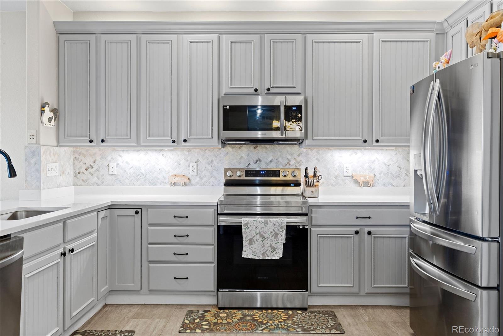 MLS Image #10 for 5611 s sicily circle,aurora, Colorado
