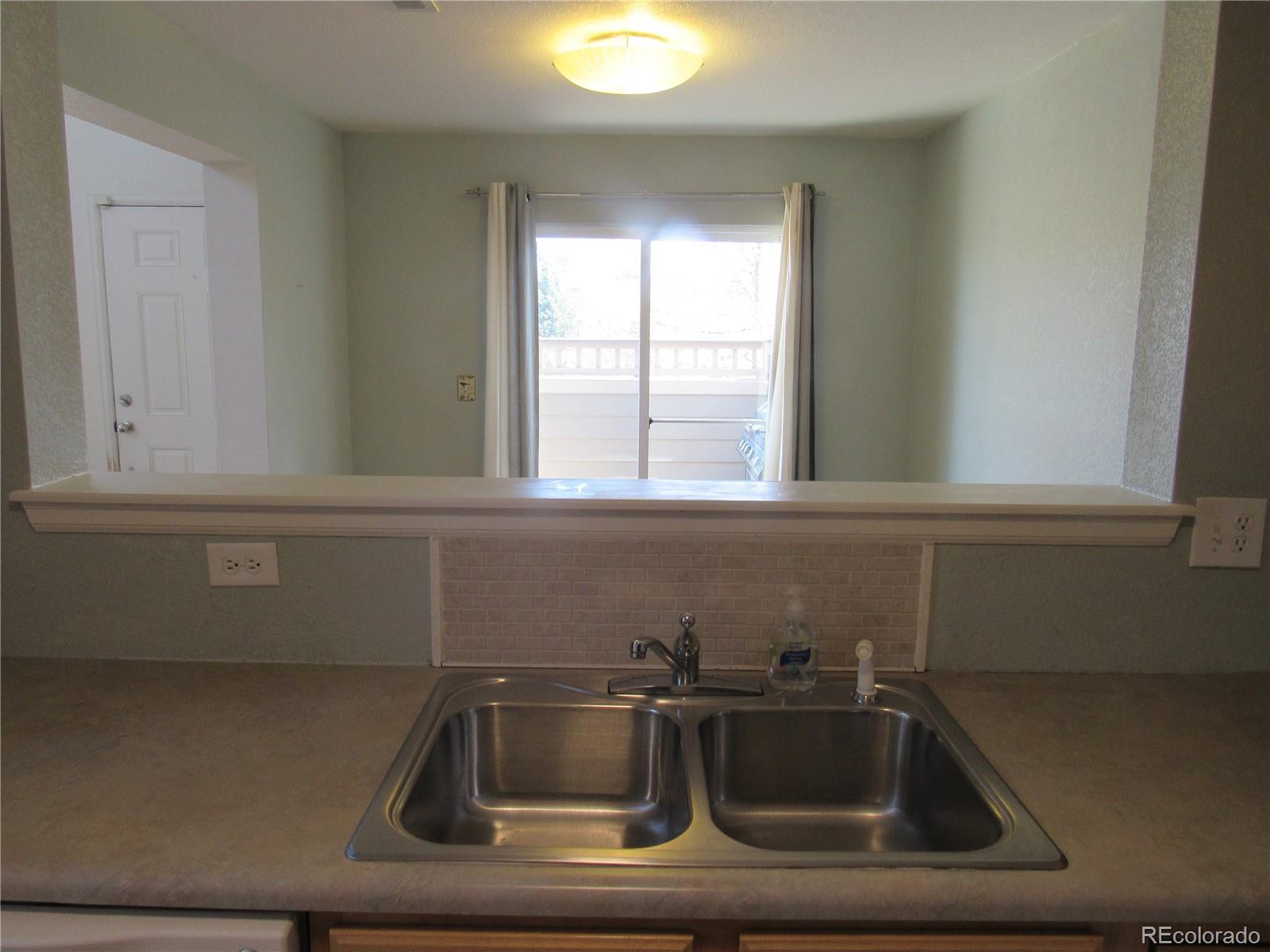 MLS Image #10 for 559  alton way,denver, Colorado