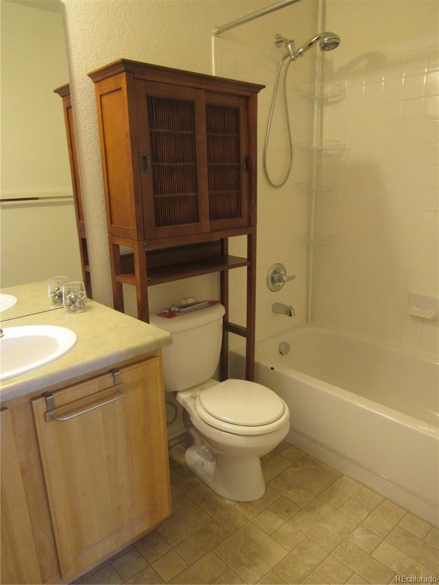 MLS Image #15 for 559  alton way,denver, Colorado