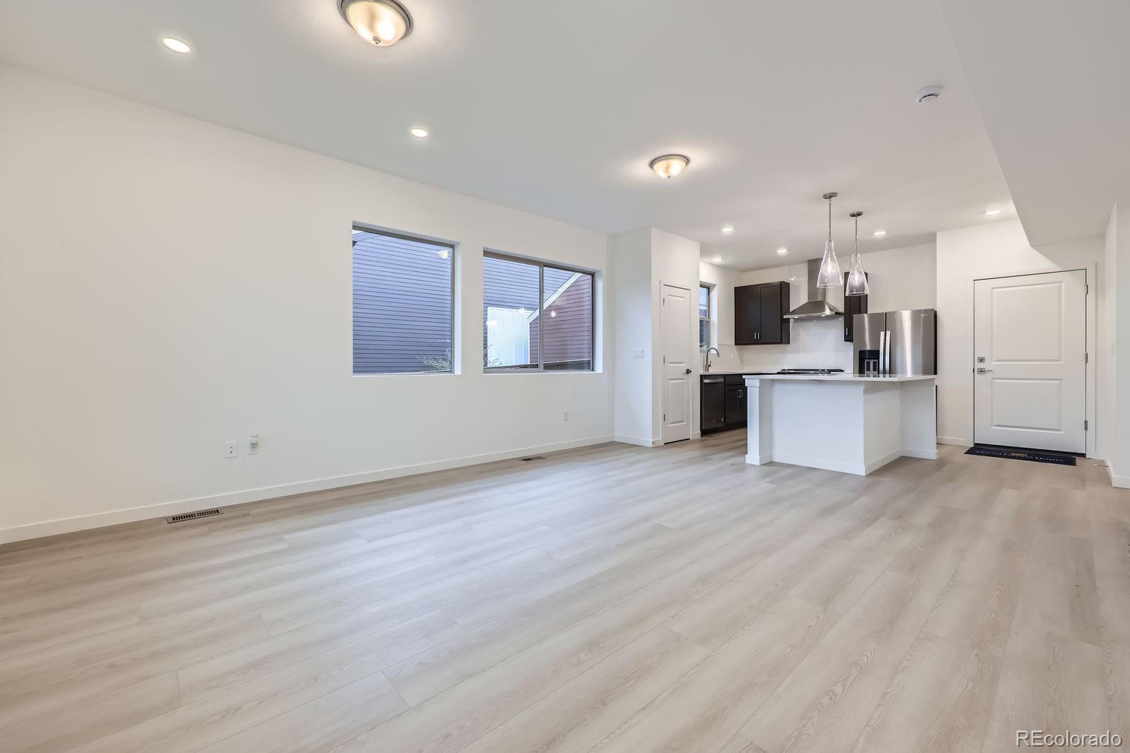 MLS Image #3 for 6926  kendrick lane,arvada, Colorado