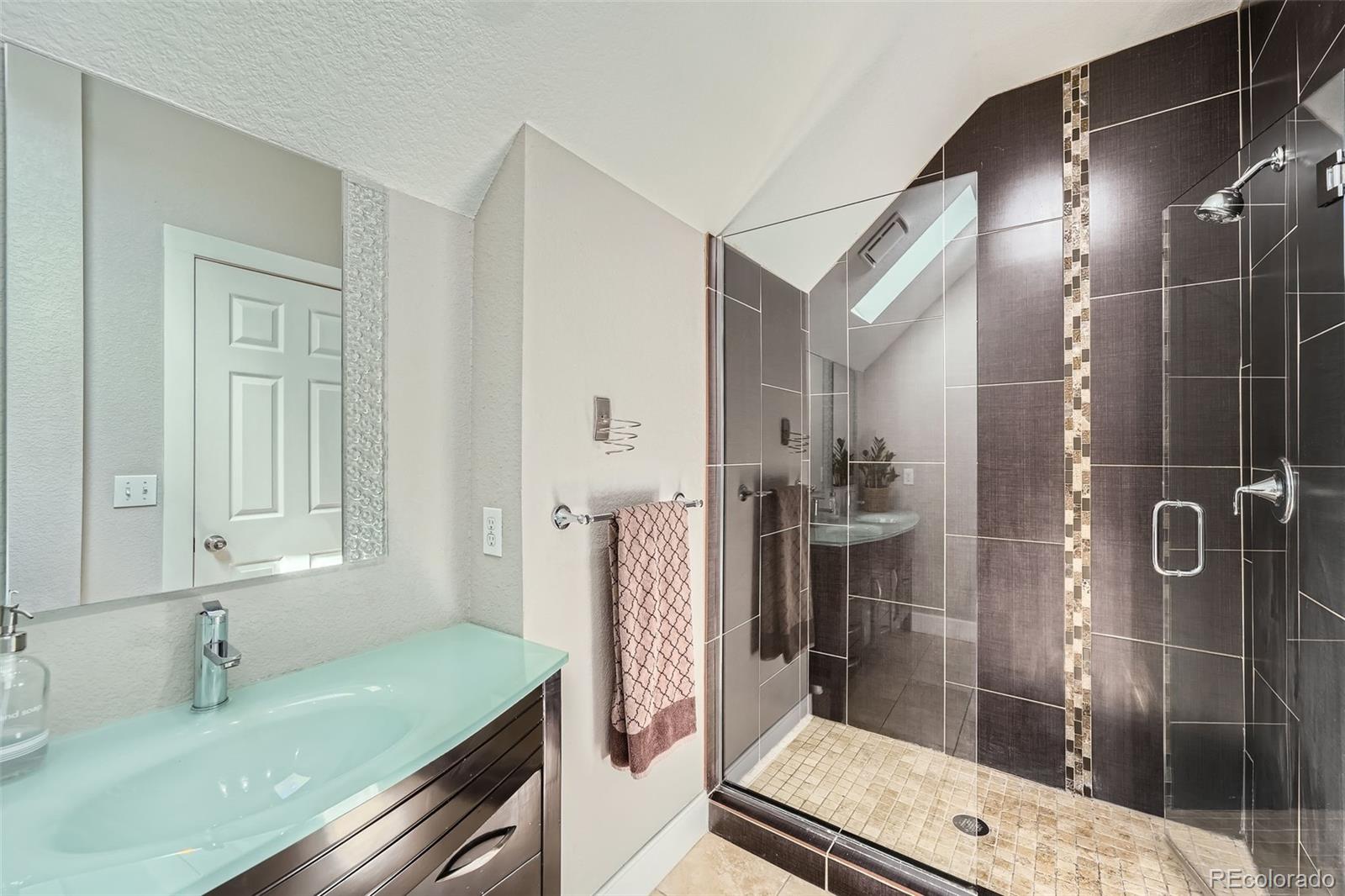 MLS Image #16 for 2530 n franklin street,denver, Colorado