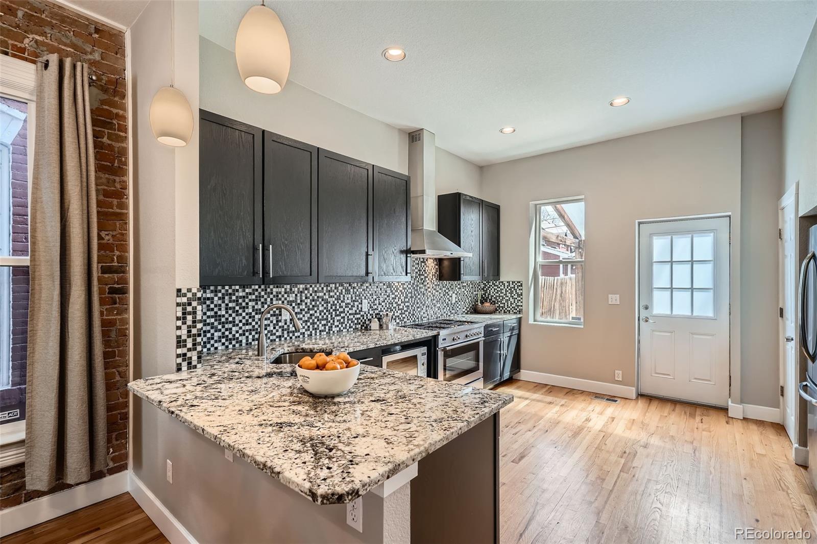 MLS Image #7 for 2530 n franklin street,denver, Colorado