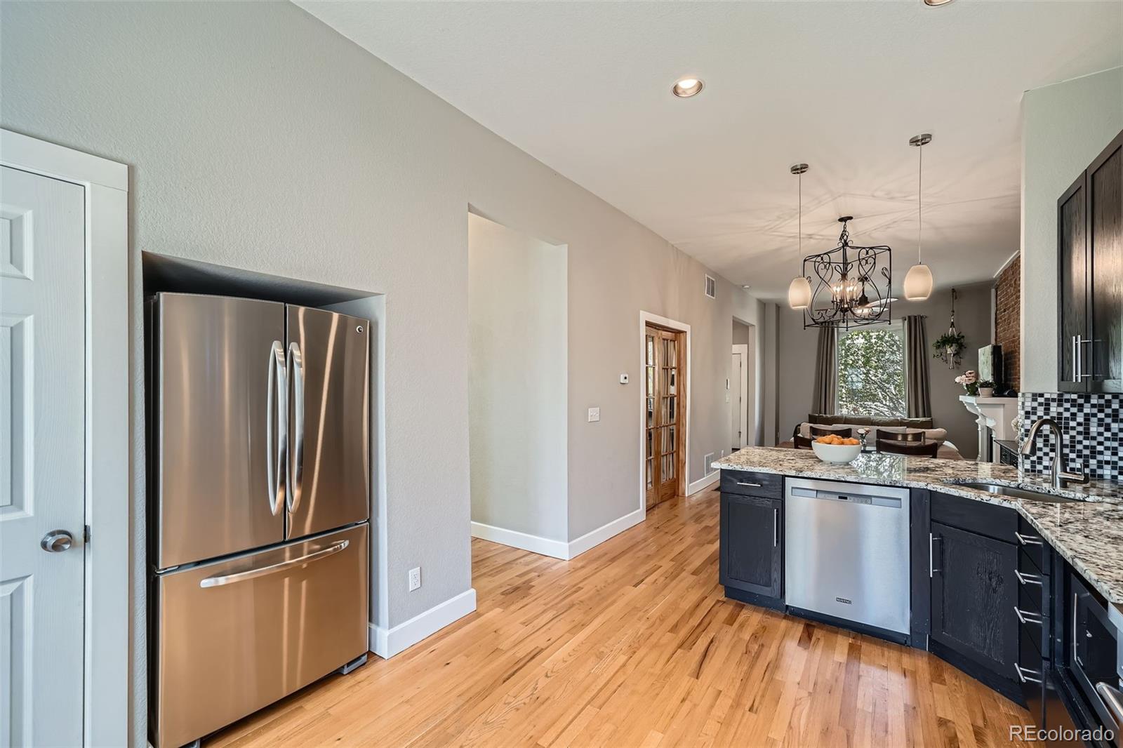 MLS Image #9 for 2530 n franklin street,denver, Colorado