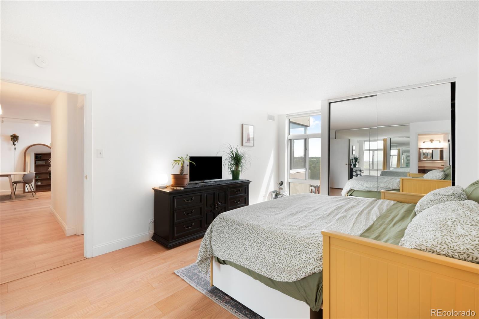 MLS Image #11 for 1313 n williams street,denver, Colorado