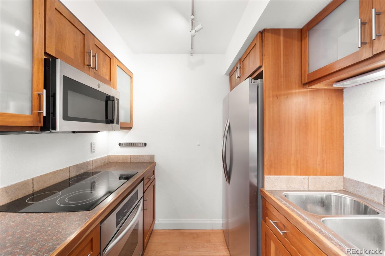 MLS Image #4 for 1313 n williams street,denver, Colorado