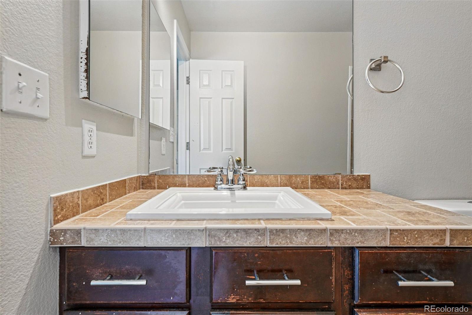 MLS Image #25 for 19721 e vassar avenue,aurora, Colorado
