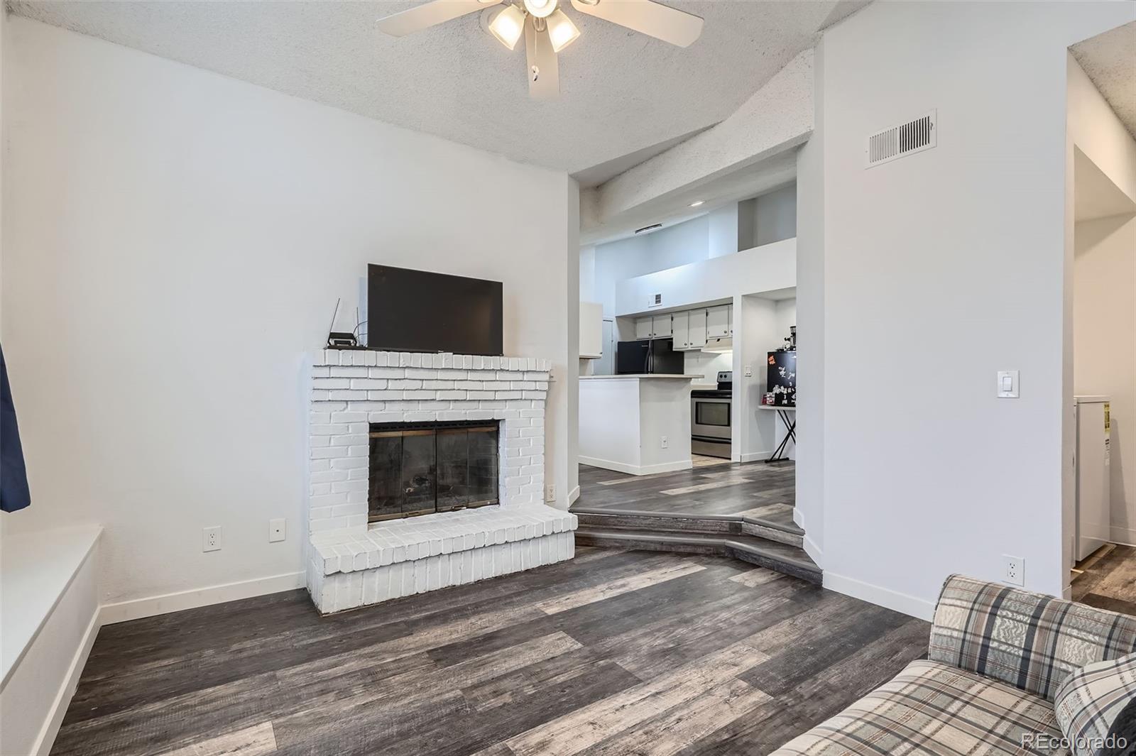 MLS Image #1 for 4760 s wadsworth boulevard,littleton, Colorado
