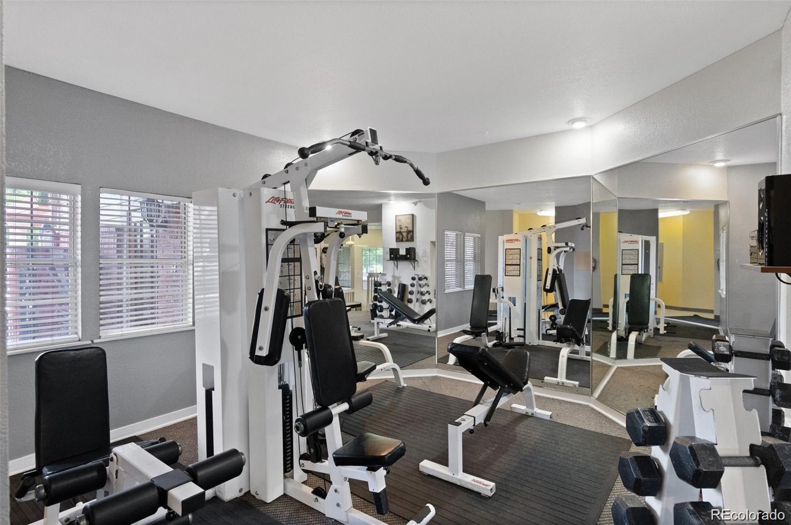 MLS Image #10 for 4760 s wadsworth boulevard,littleton, Colorado