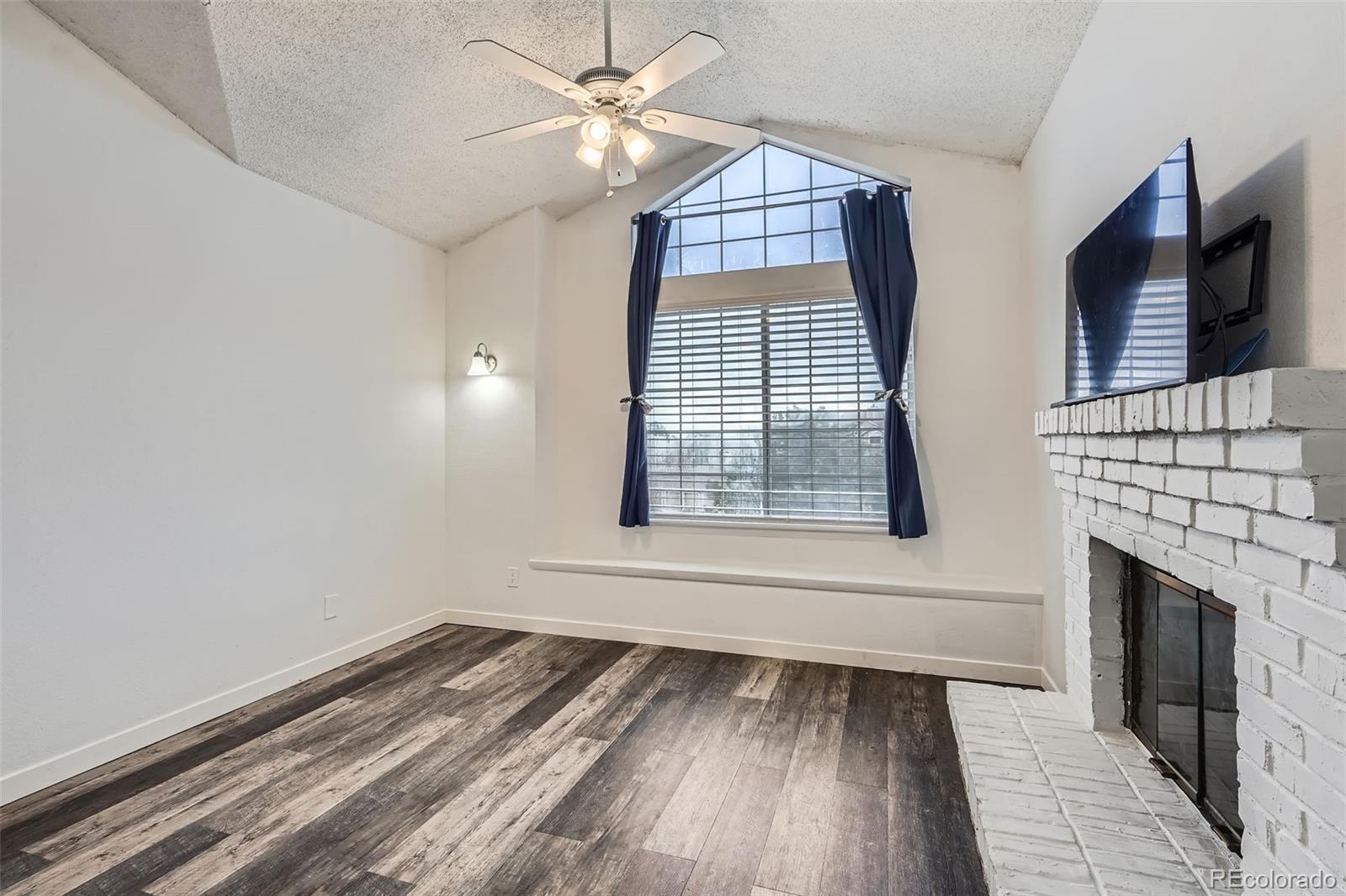 MLS Image #2 for 4760 s wadsworth boulevard,littleton, Colorado
