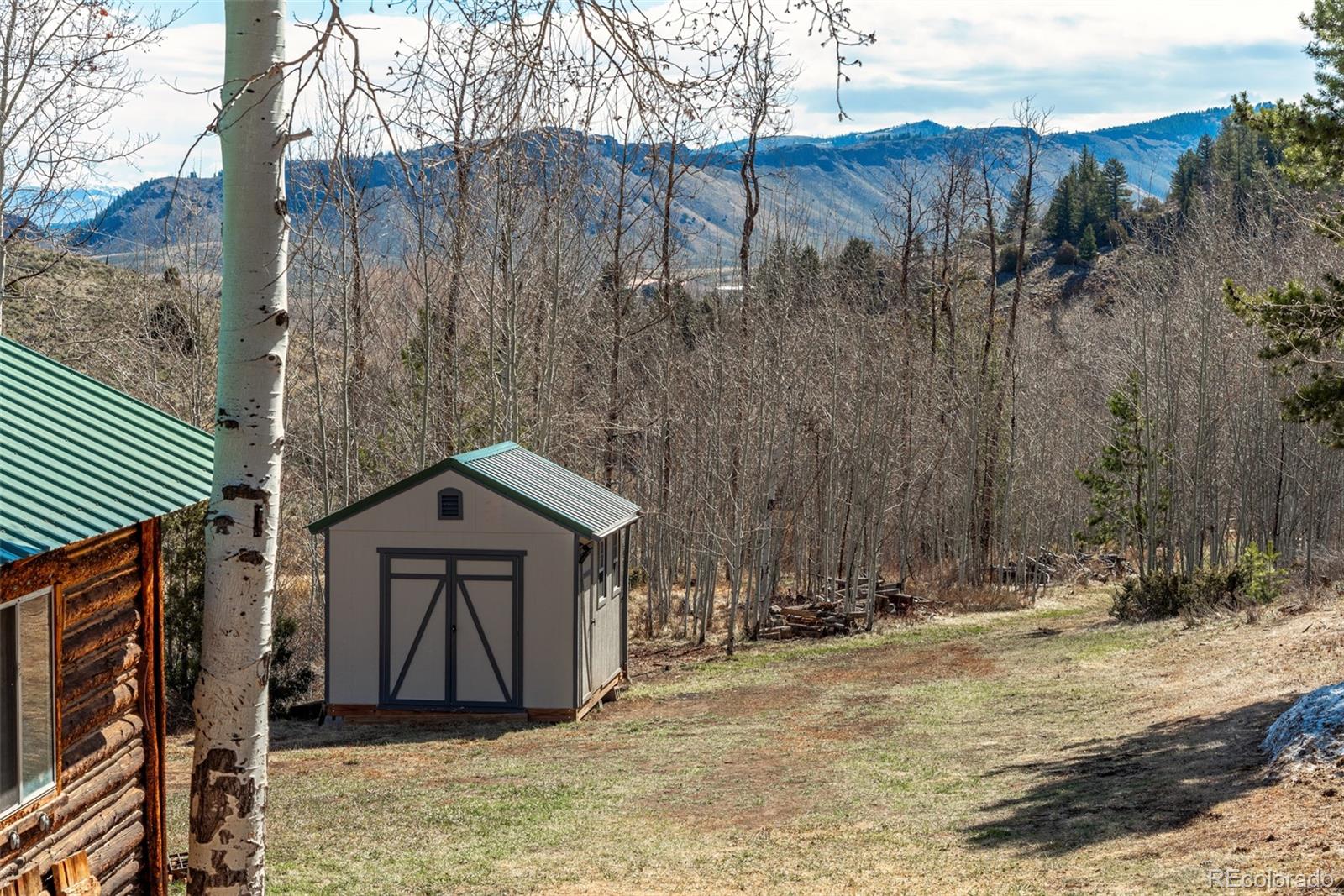 MLS Image #11 for 5480  gcr 20 ,hot sulphur springs, Colorado