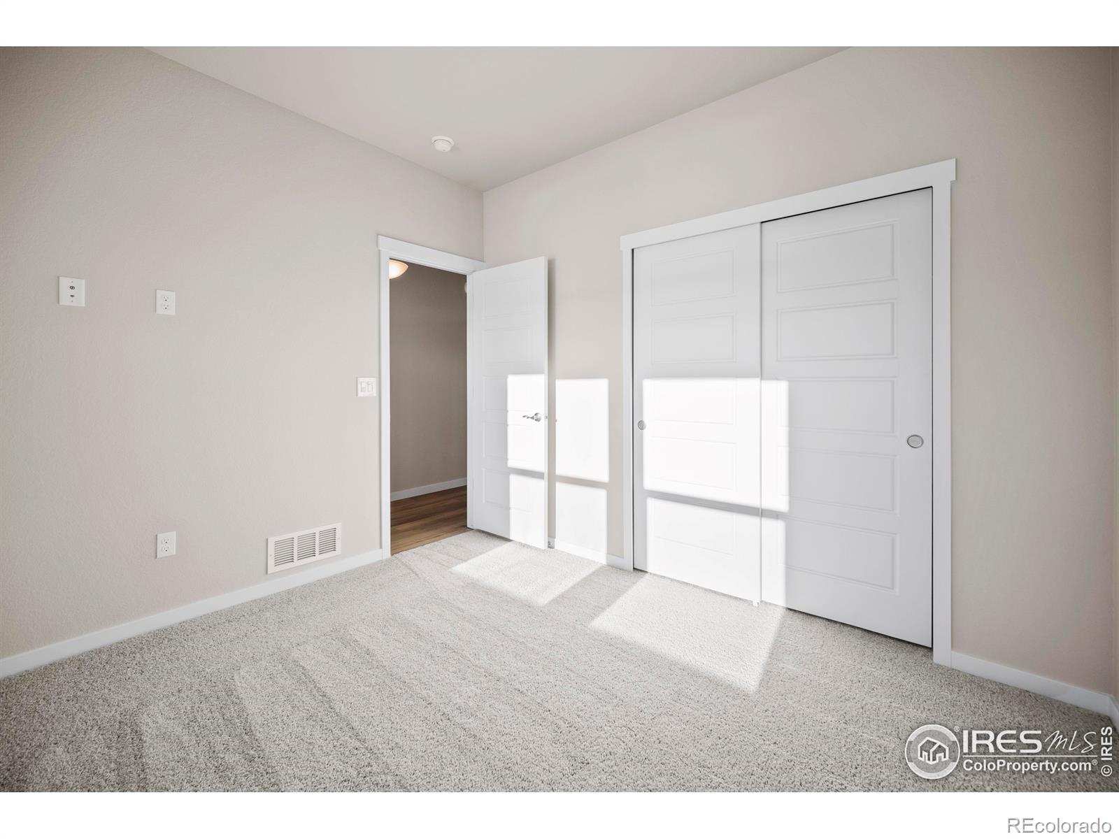 MLS Image #10 for 196  bird way,lochbuie, Colorado