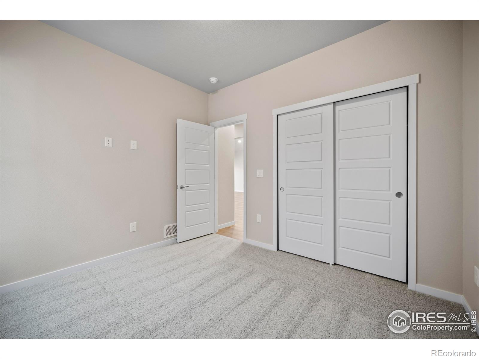 MLS Image #14 for 196  bird way,lochbuie, Colorado