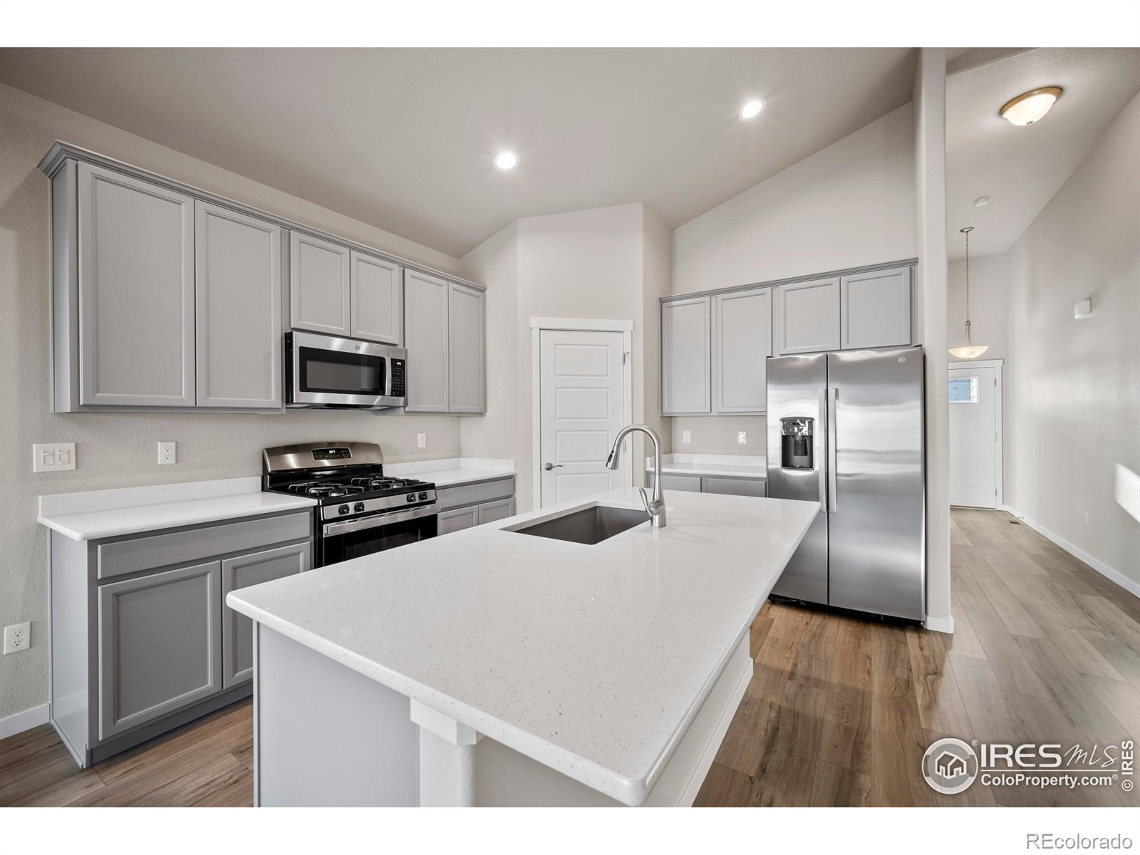 MLS Image #8 for 196  bird way,lochbuie, Colorado