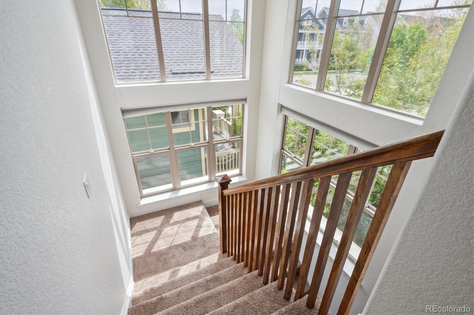 MLS Image #19 for 10671 e 28th avenue,denver, Colorado