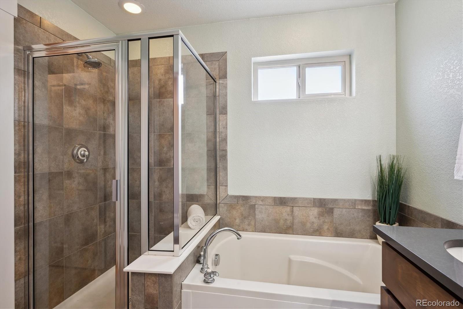 MLS Image #25 for 10671 e 28th avenue,denver, Colorado