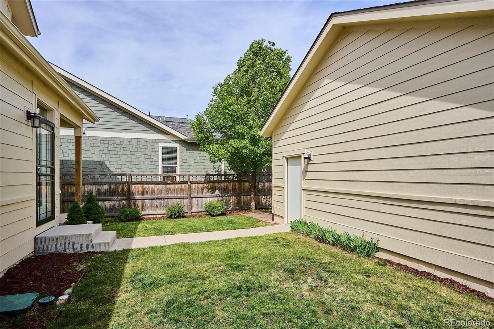 MLS Image #41 for 10671 e 28th avenue,denver, Colorado