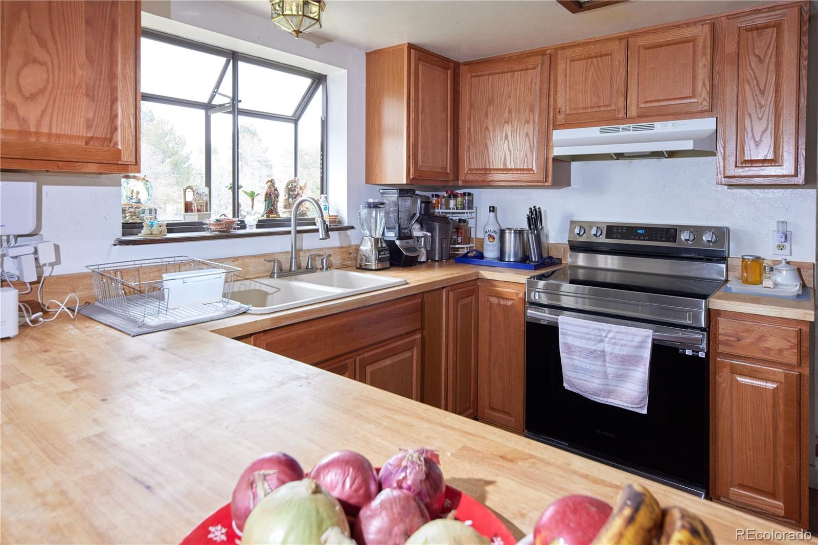 MLS Image #10 for 530 s laredo circle,aurora, Colorado