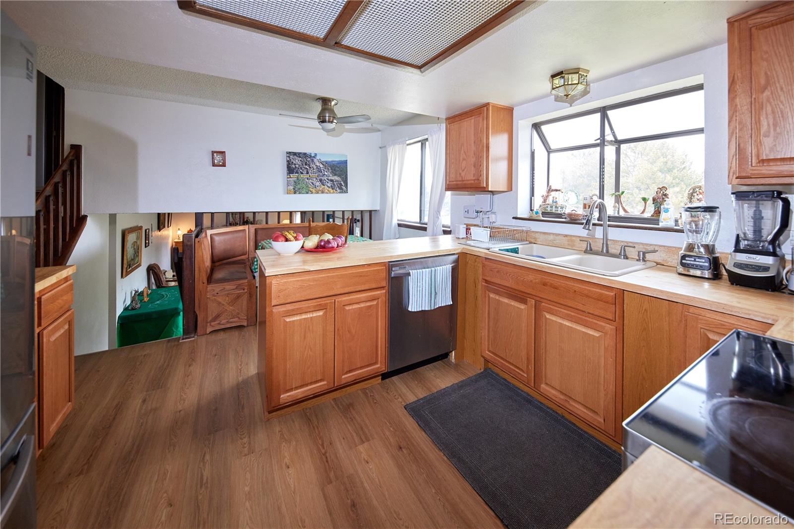 MLS Image #6 for 530 s laredo circle,aurora, Colorado