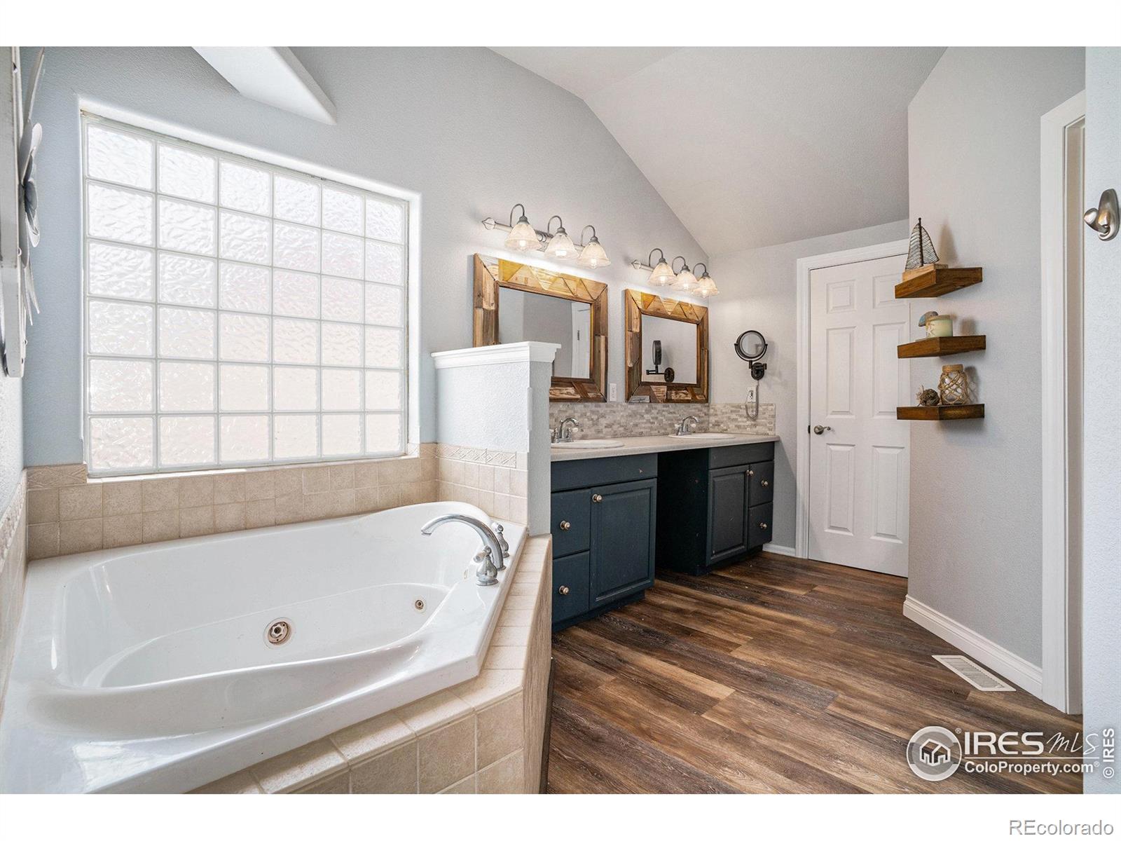 MLS Image #14 for 4525  sunknoll drive,loveland, Colorado