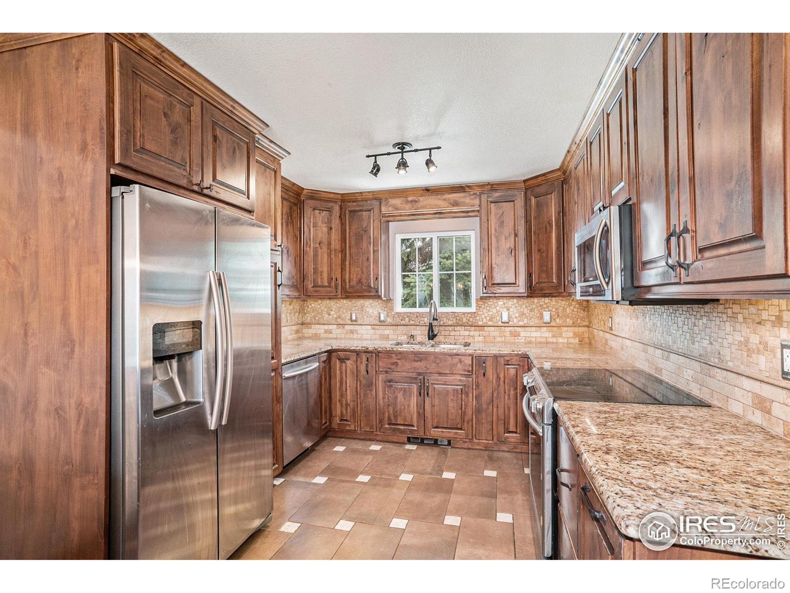 MLS Image #6 for 4525  sunknoll drive,loveland, Colorado