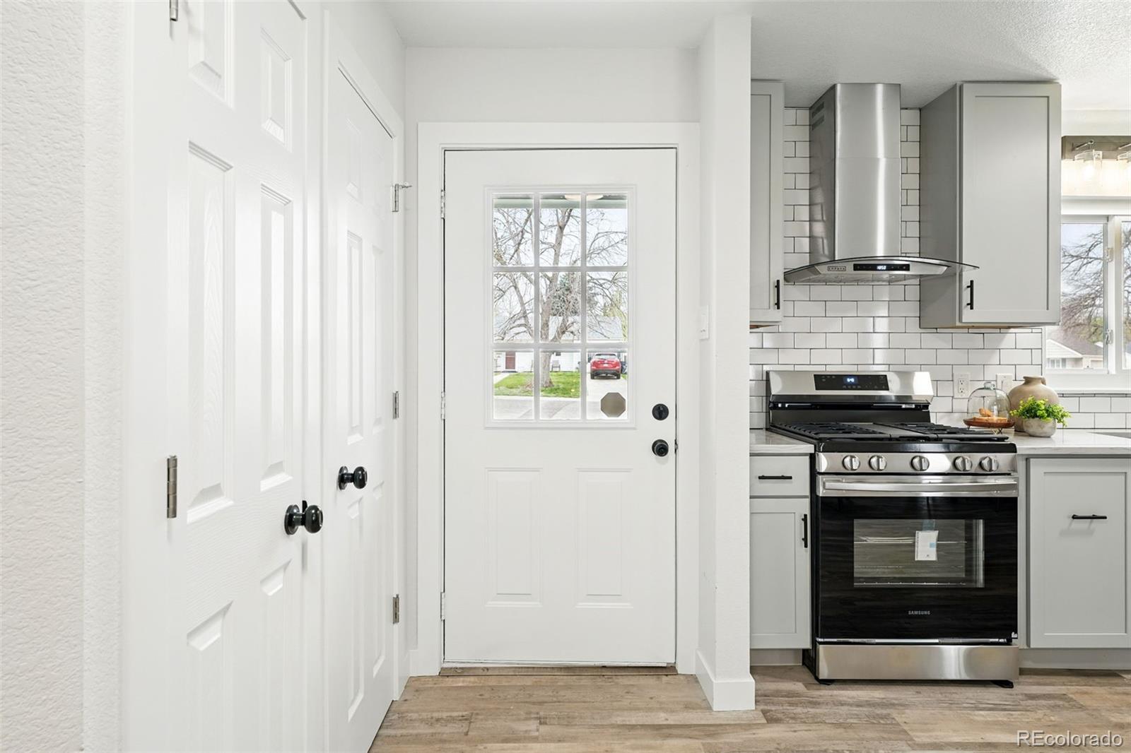 MLS Image #14 for 3342 s flamingo way,denver, Colorado