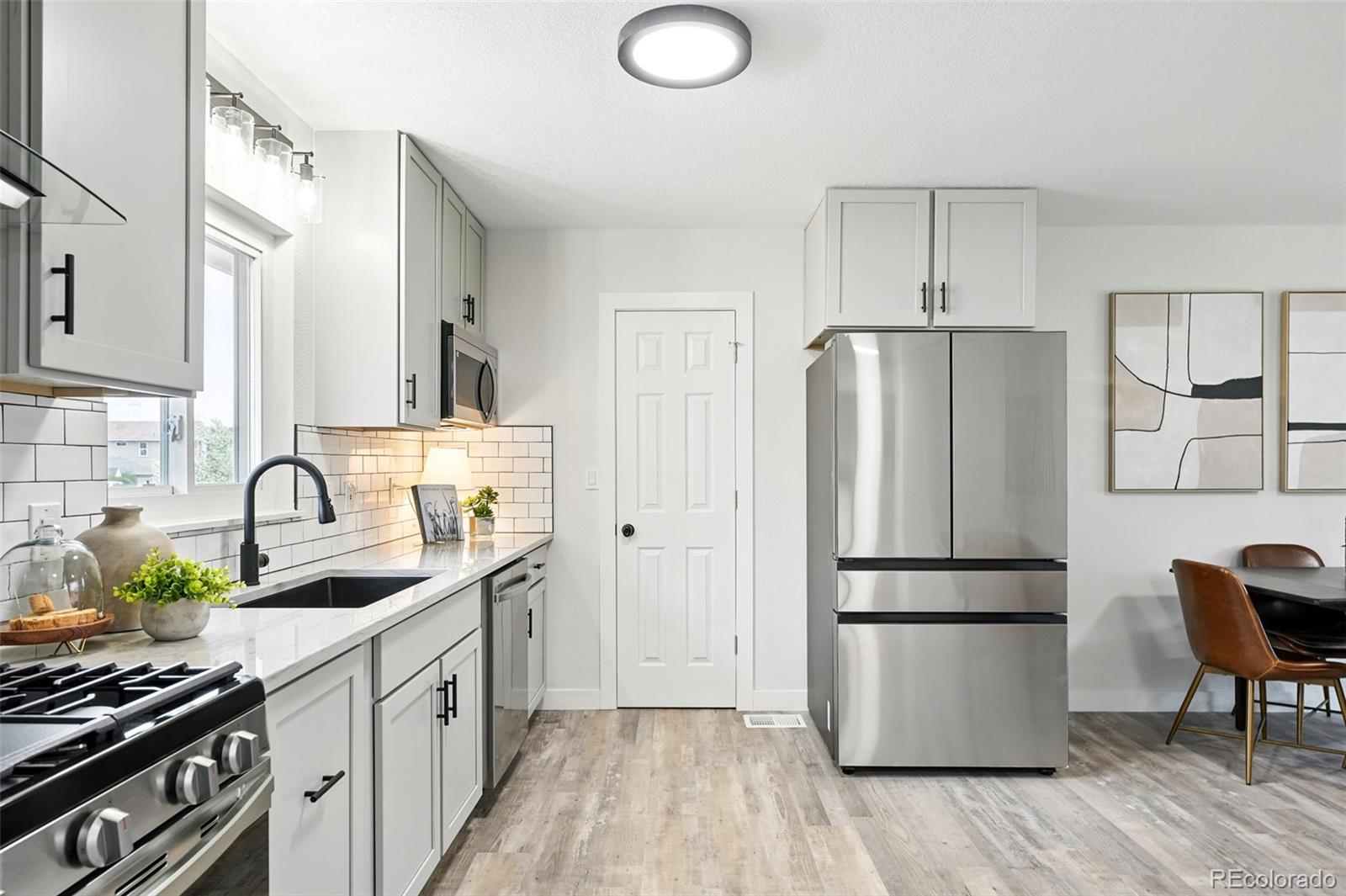 MLS Image #16 for 3342 s flamingo way,denver, Colorado