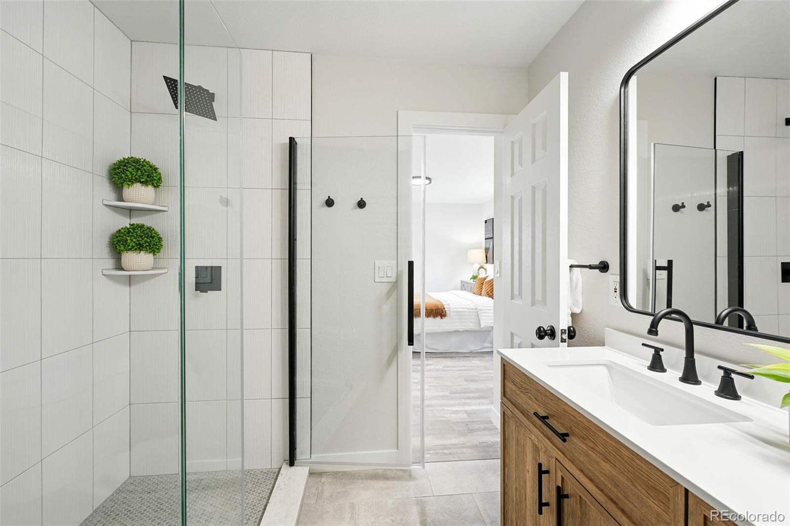 MLS Image #21 for 3342 s flamingo way,denver, Colorado