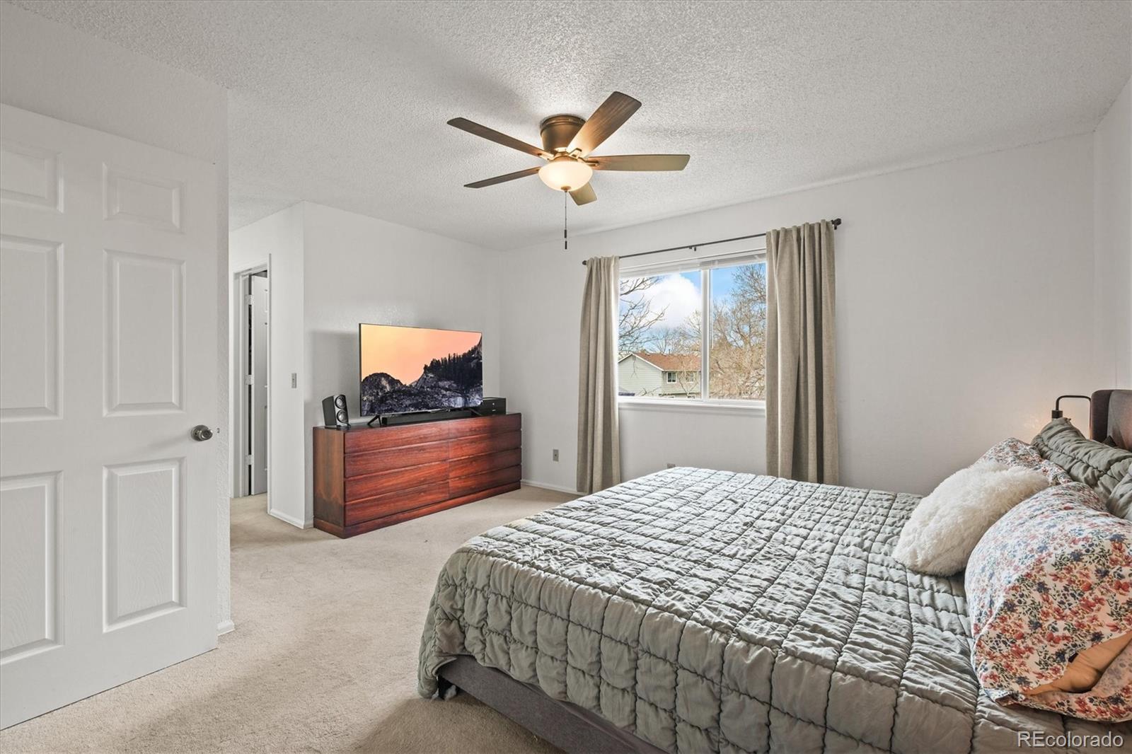 MLS Image #14 for 705  prairie ridge road,highlands ranch, Colorado