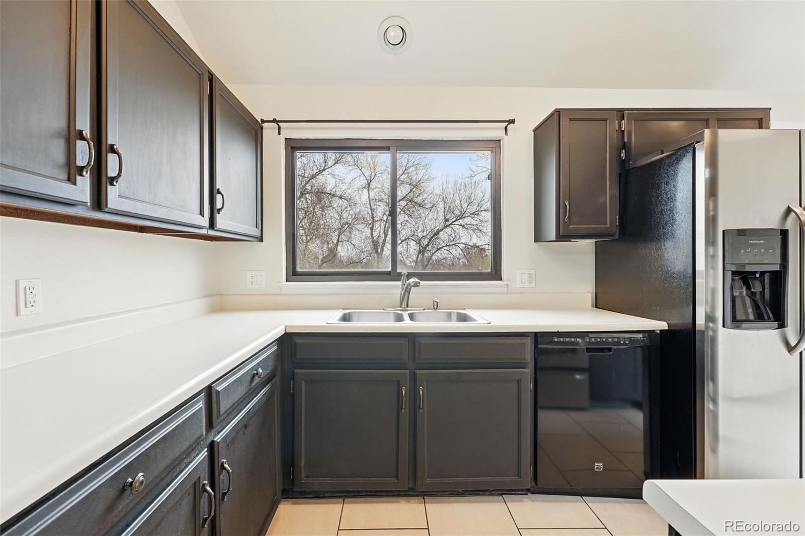 MLS Image #19 for 10102 w ida avenue,littleton, Colorado