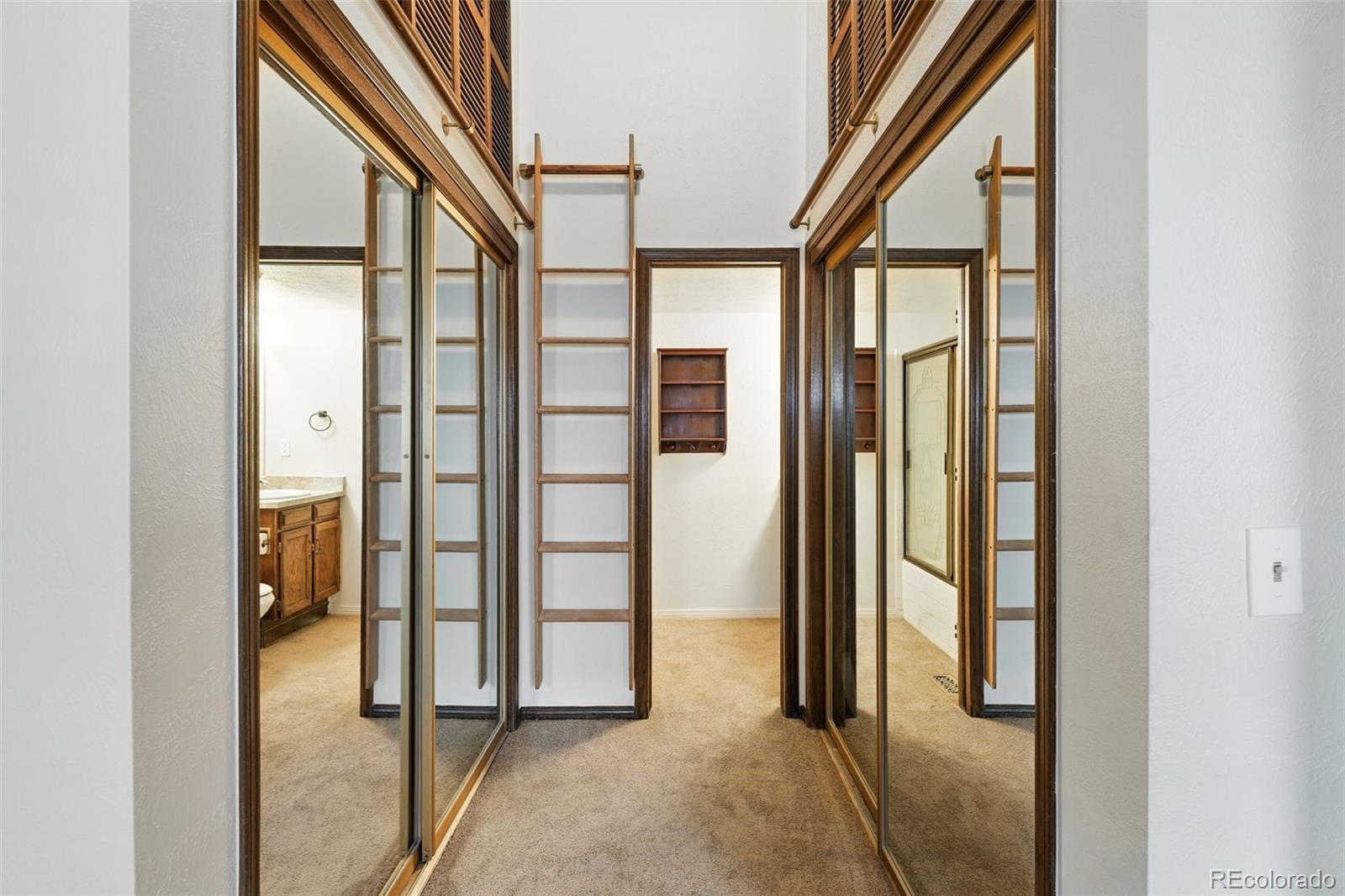 MLS Image #23 for 10102 w ida avenue,littleton, Colorado
