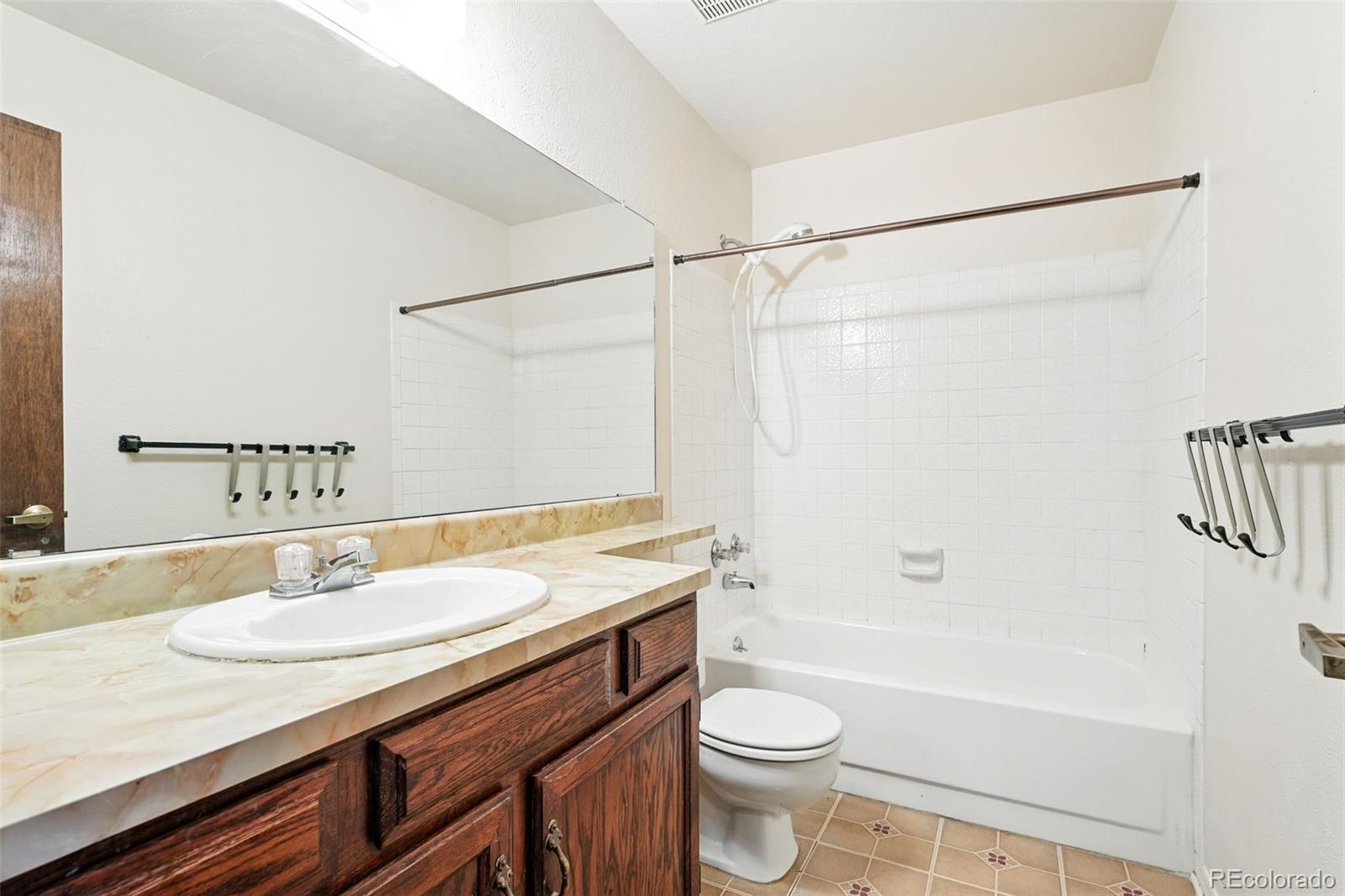 MLS Image #32 for 10102 w ida avenue,littleton, Colorado