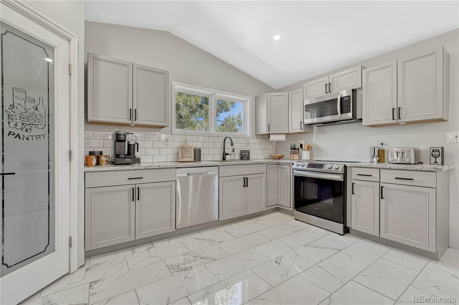 MLS Image #8 for 12165  domino way,colorado springs, Colorado