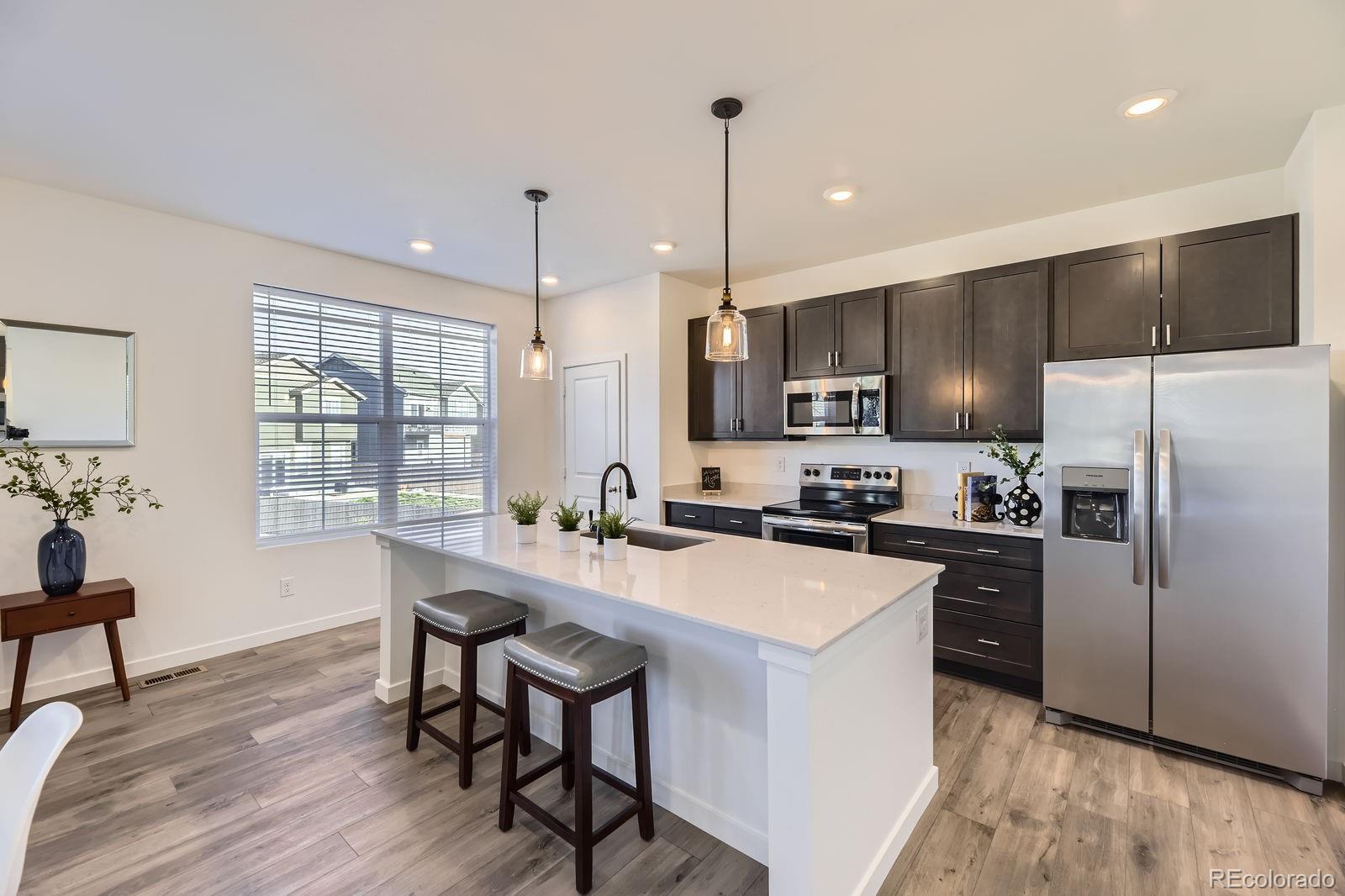 MLS Image #3 for 926 w beverly street,elizabeth, Colorado