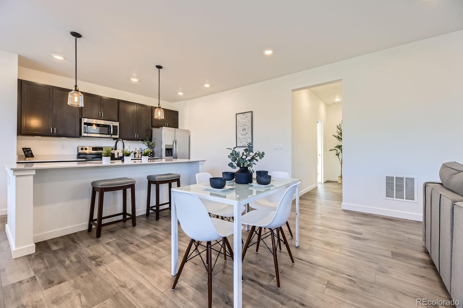 MLS Image #4 for 926 w beverly street,elizabeth, Colorado