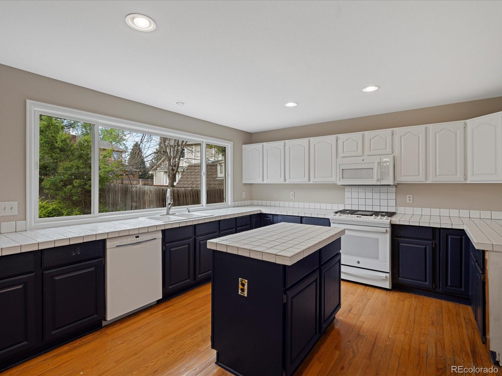 MLS Image #11 for 1792 w kettle avenue,littleton, Colorado