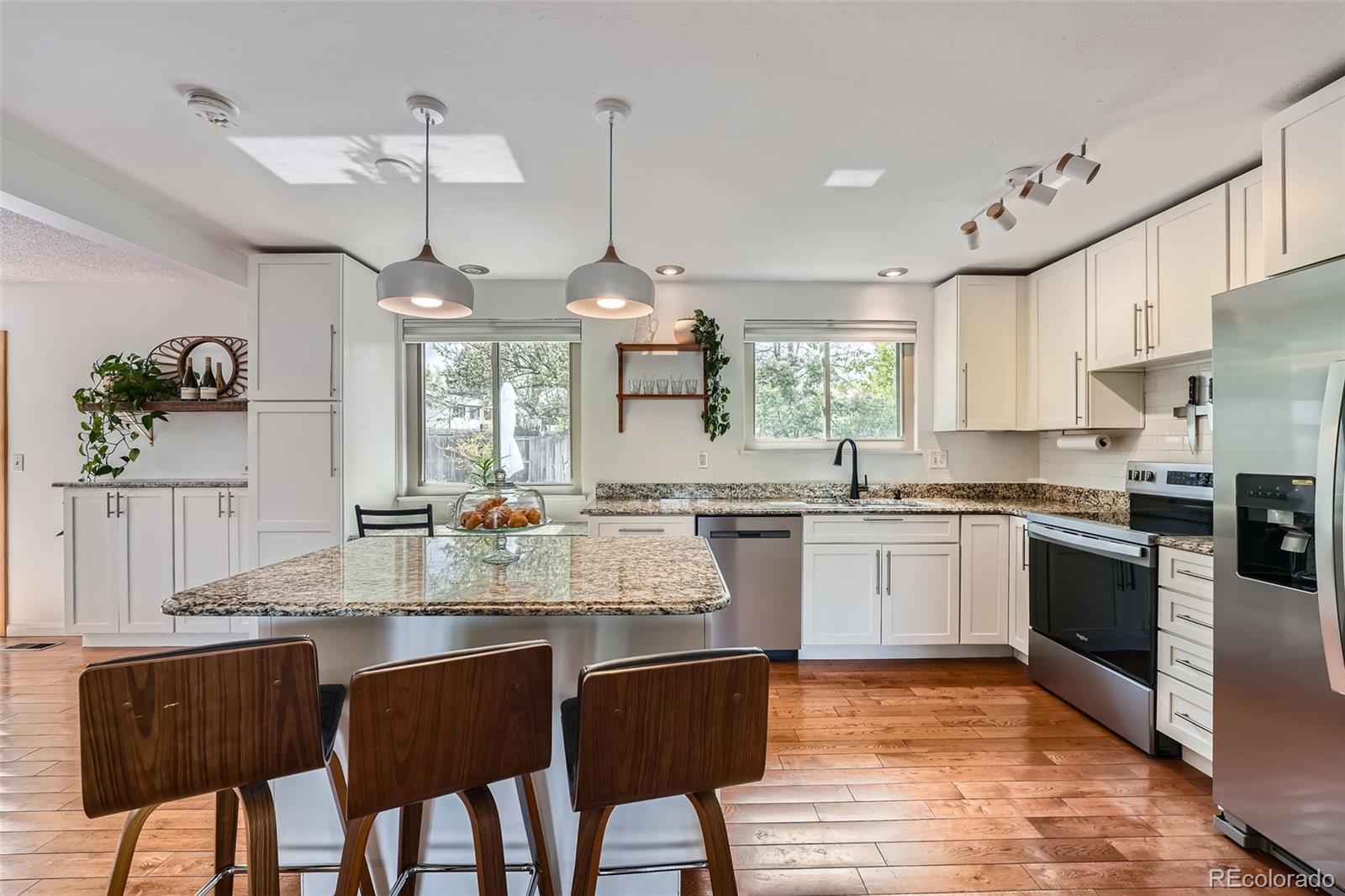 MLS Image #7 for 1641 s parfet court,denver, Colorado