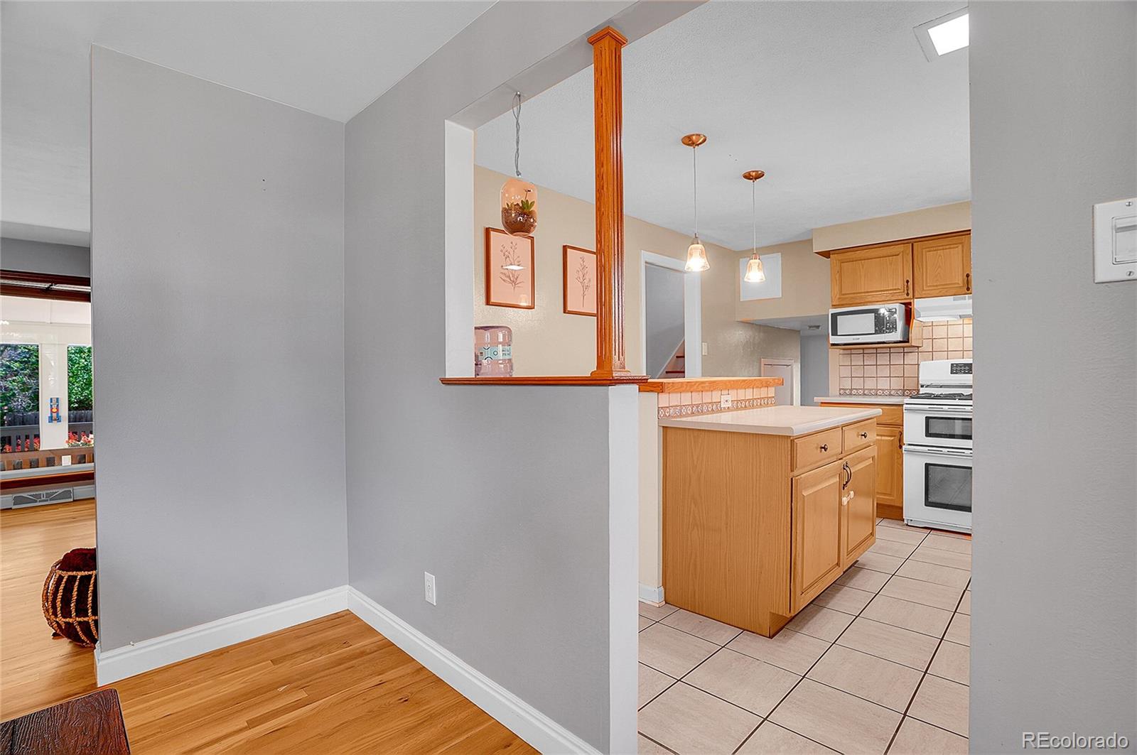 MLS Image #18 for 12821 w 60th avenue,arvada, Colorado