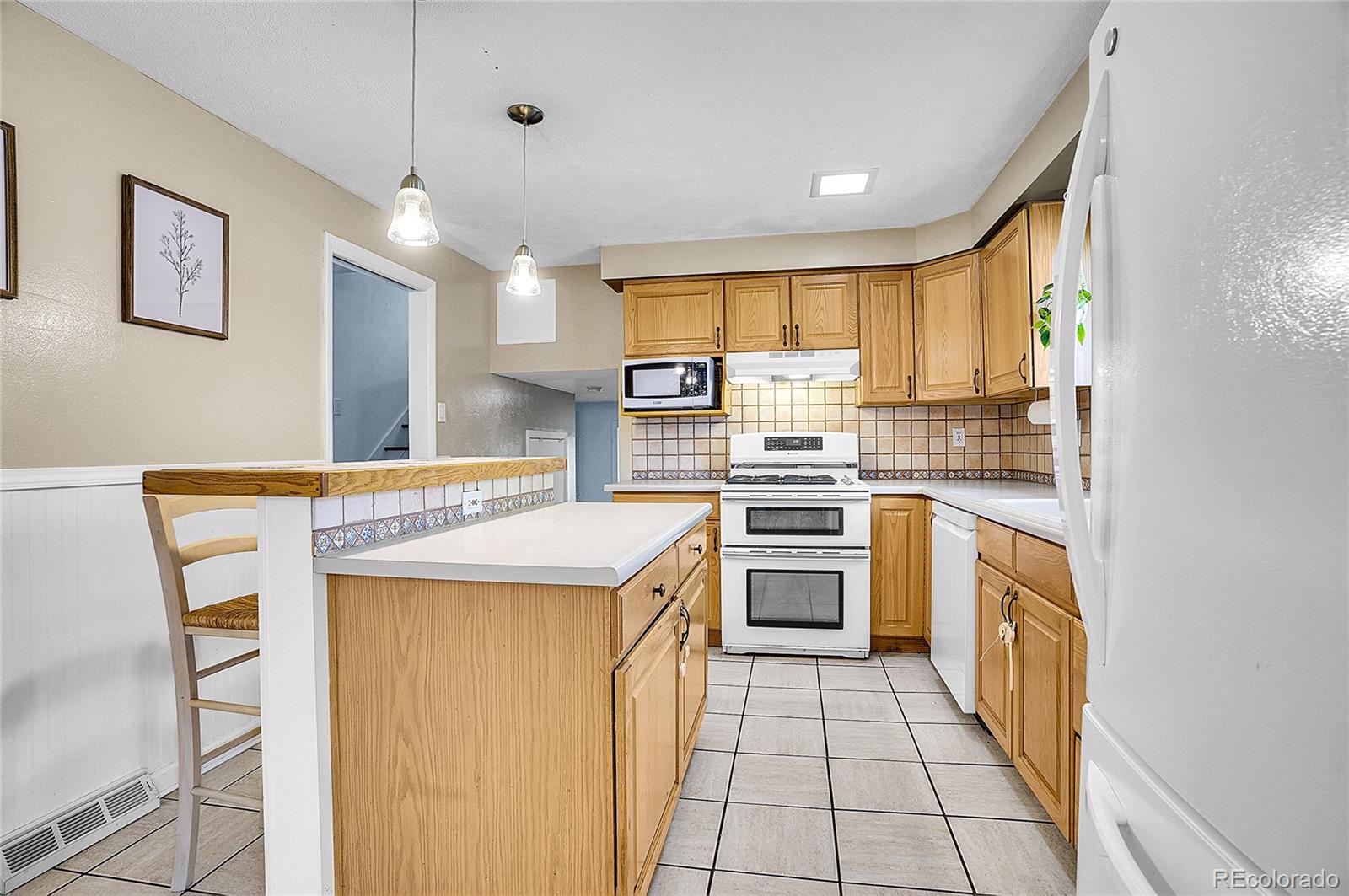 MLS Image #19 for 12821 w 60th avenue,arvada, Colorado