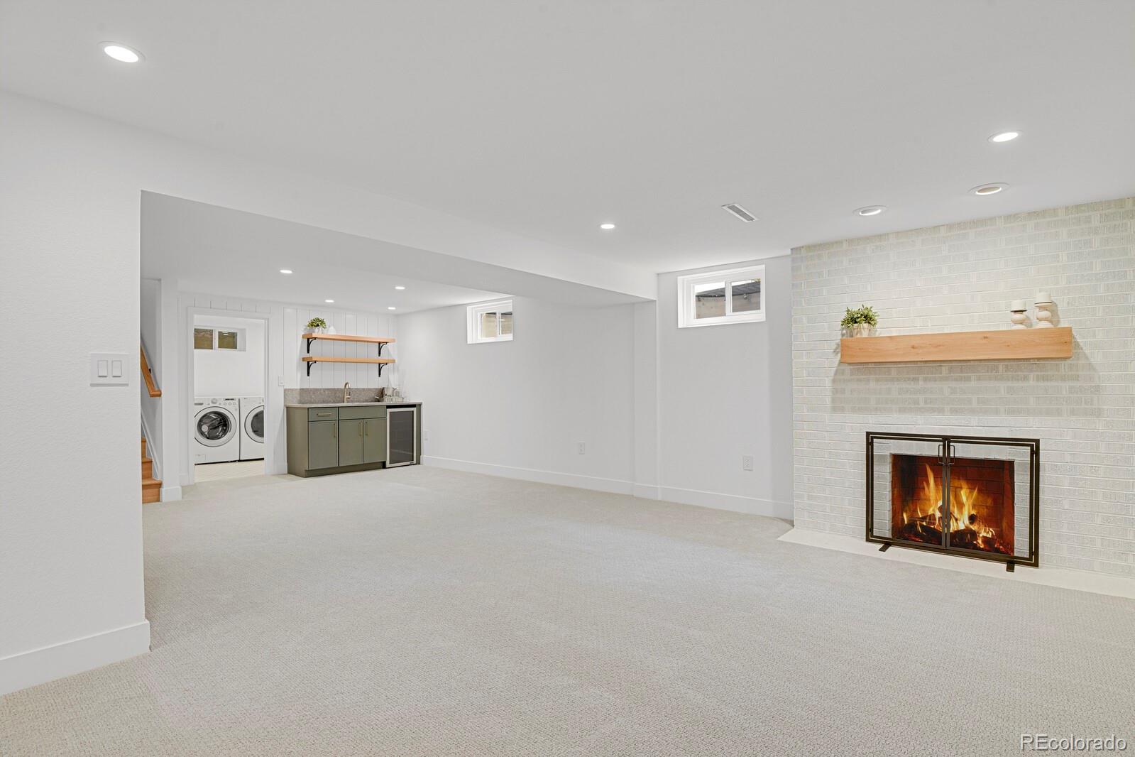MLS Image #18 for 6620 s foresthill street,littleton, Colorado